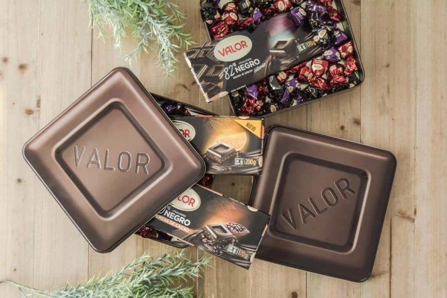 Valor estrena sus exclusivas latas de regalo personalizables