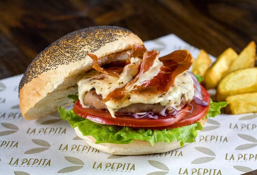 La Pepita Burger Bar amplía su presencia en Galicia con un nuevo restaurante