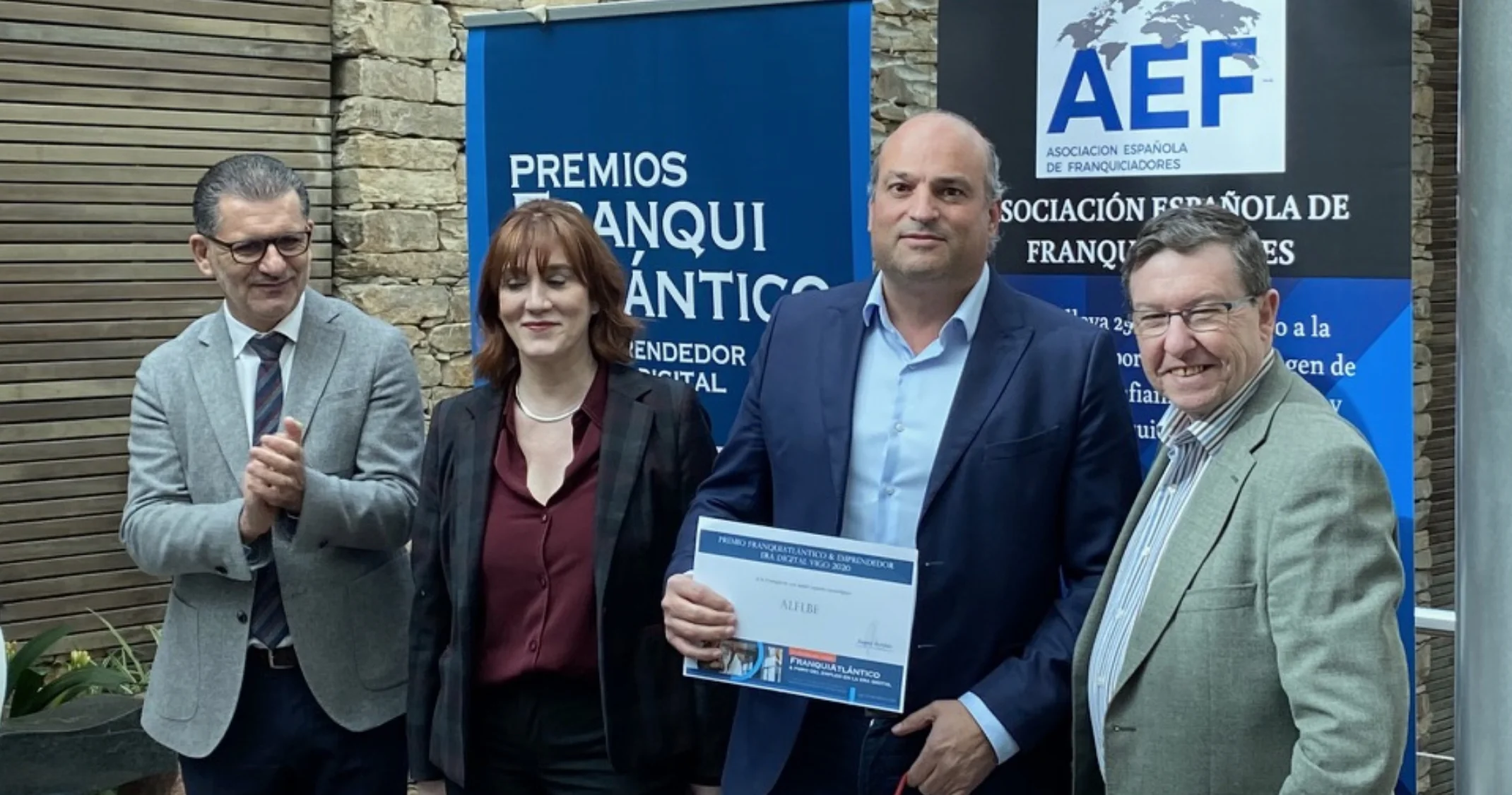 Alfil.be sl Recibe el premio a la Franquicia con mejor soporte Tecnológico